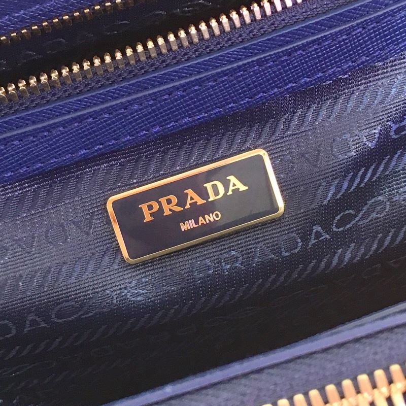 Pra*a top handle bags